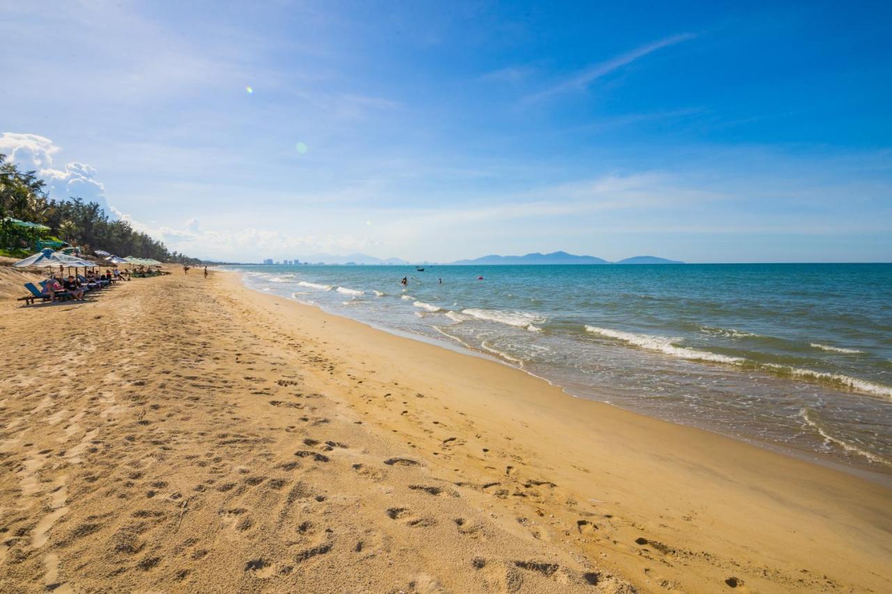 Beachside Boutique Resort Hoi An Bagian luar foto